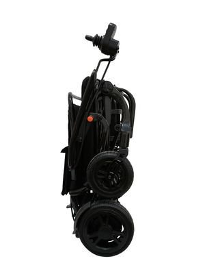 Viaggi confortevoli per disabili e anziani grazie alla sedia a rotelle elettrica in fibra di carbonio